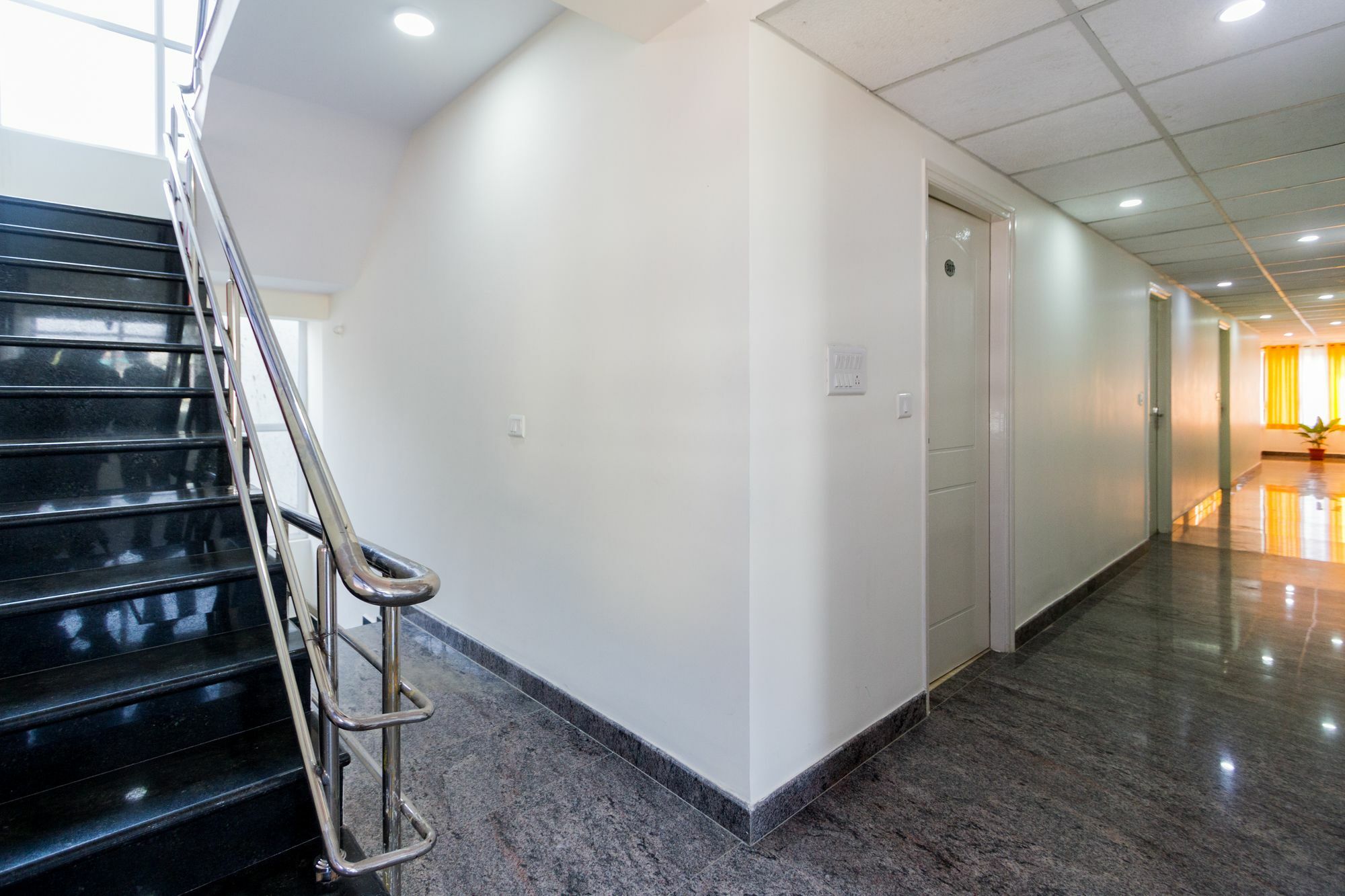 Fabhotel Oakwey Inn - Indiranagar بنغالور المظهر الخارجي الصورة
